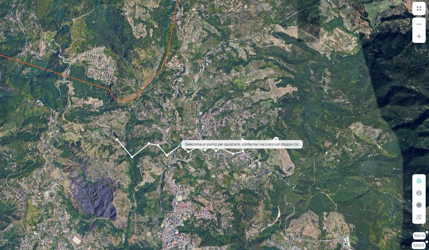 Modalità modifica traccia con i vertici visibili e trascinabili sulla mappa
